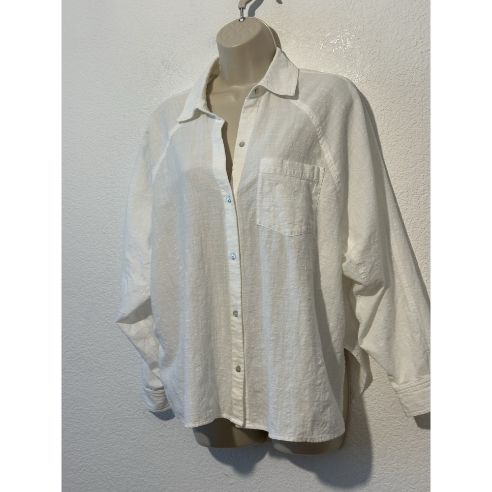 Every White Textured LS Button Down Shirt S Oversized 100% Cotton Layer Travel